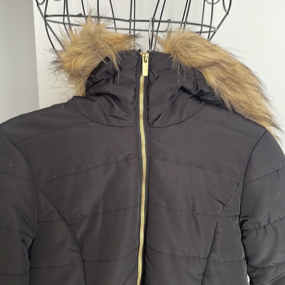 H&M BLACK JACKET FAUX FUR HOOD - Picture 4 of 9